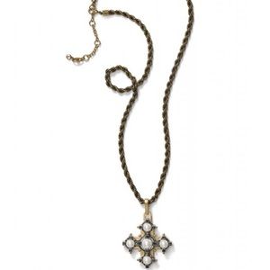 CAbi Tudor necklace
